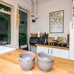 Vakantiehuis Nature With Terrace By Gudena