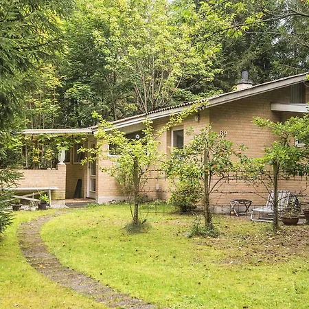 Vakantiehuis Nature With Terrace By Gudena