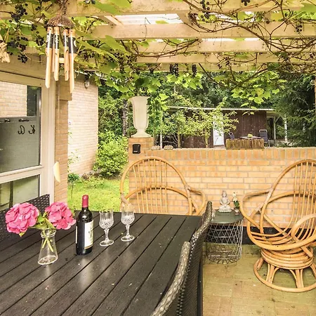 Vakantiehuis Nature With Terrace By Gudena *