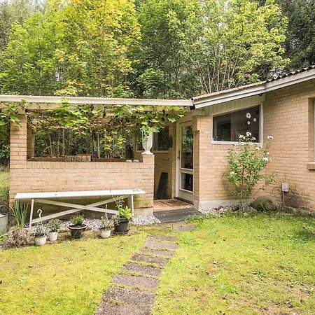 Nature With Terrace By Gudena Vakantiehuis