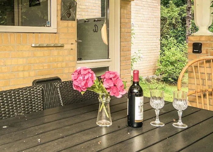 Vakantiehuis Nature With Terrace By Gudena Roe