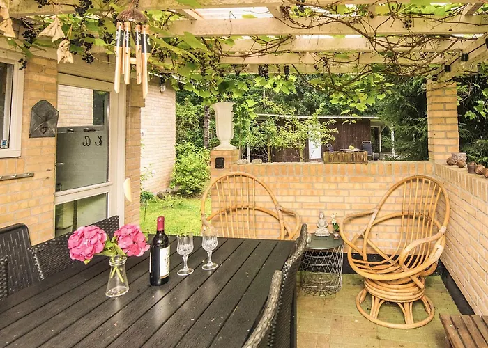 Vakantiehuis Nature With Terrace By Gudena *
